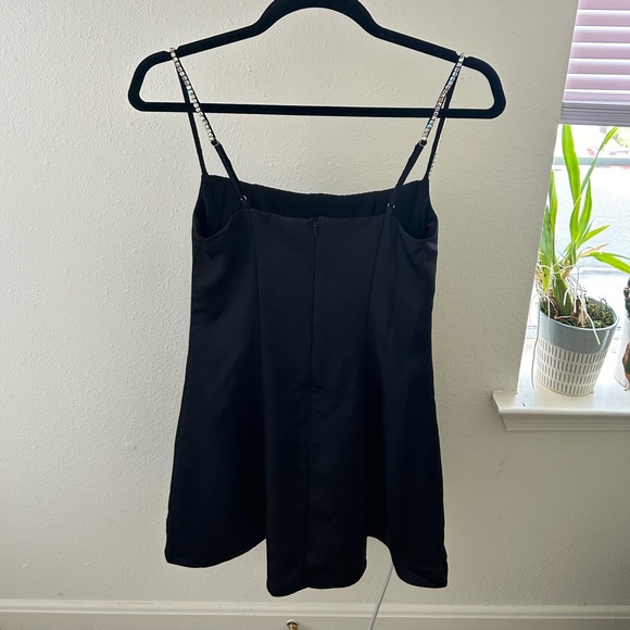 ASTR Dress - Picture 2 of 8